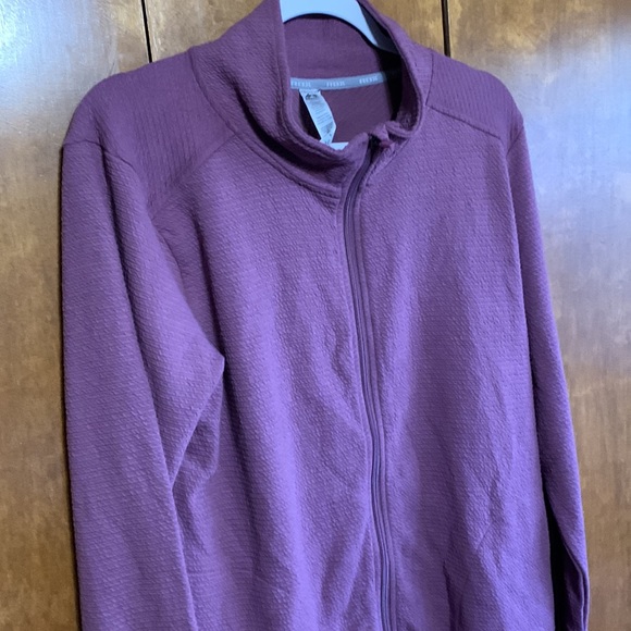 NWT- RBX ZIPPER W/POCKETS JACKET. (XL) - Picture 2 of 9